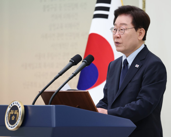 ▲이재명 대통령이 7일 청와대 영빈관에서 열린 진실화해위 3기 출범 계기 국가폭력 피해자 위로 오찬에서 인사말을 하고 있다. (연합뉴스)