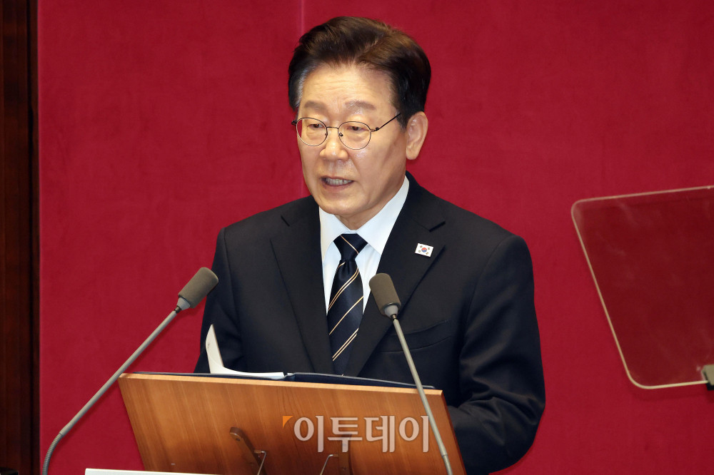 ▲이재명 대통령이 4월 2일 서울 여의도 국회에서 열린 본회의에서 2026년도 제1차 추가경정예산안에 대한 시정연설을 하고 있다. 고이란 기자 photoeran@ (이투데이DB)