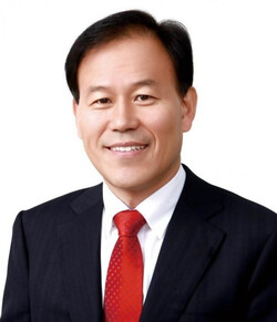 ▲국회 산업통상자원중소벤처기업위원회 소속 윤한홍 국민의힘 의원 (사진제공=윤한홍 의원실)