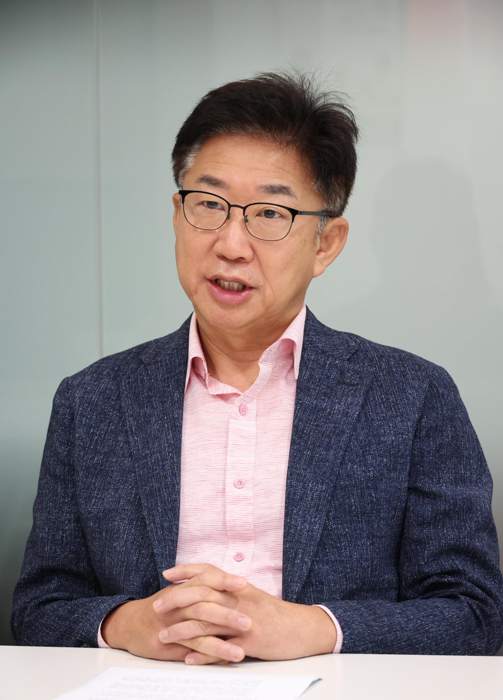 ▲윤재홍 에드워드 코리아 대표가 7일 경기 성남 분당 사무실에서 이투데이와 인터뷰를 하고 있다. 고이란 기자 photoeran@ (이투데이DB)