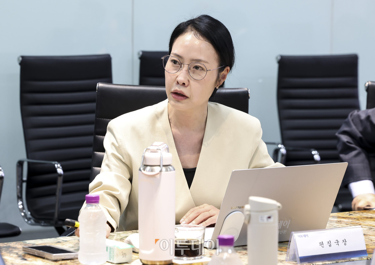 ▲이초희 이투데이 편집국장이 11일 서울 강남구 논현동 이투데이빌딩에서 열린 미래전략위원회 4차 회의에서 발언하고 있다. 고성준 기자 joonko1@