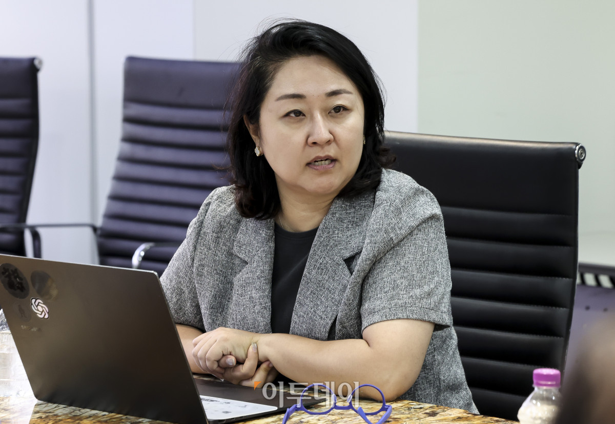 ▲서명지 미래전략위원회 위원(CSR임팩트 대표)이 11일 서울 강남구 논현동 이투데이빌딩에서 열린 미래전략위원회 4차 회의에서 발언하고 있다. 고성준 기자 joonko1@