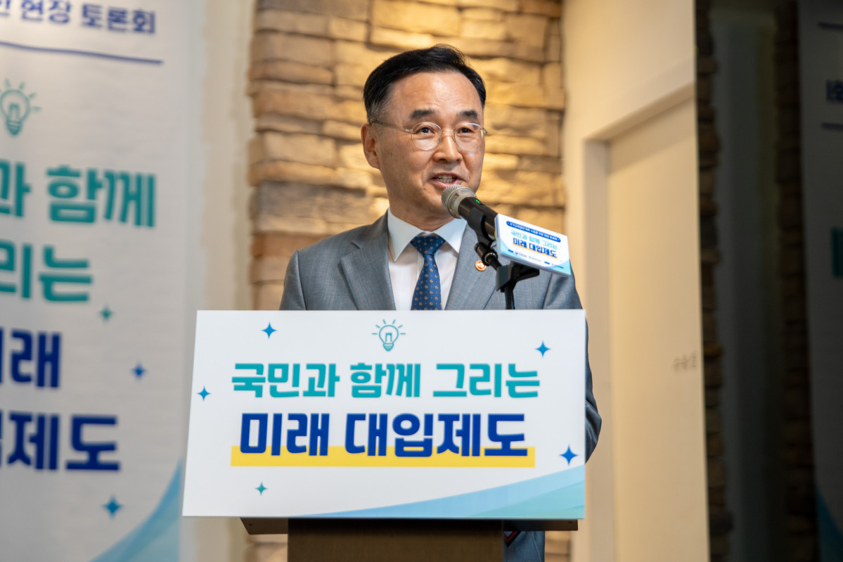 ▲차정인 국가교육위원장이 11일 인천 콜라보마이스컨벤션센터에서 열린 '국가교육발전계획 수립을 위한 현장 토론회'에서 발언하고 있다. (사진=국가교육위원회)