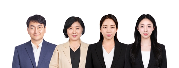 ▲(좌측부터) 조철현 고려대학교 안암병원 정신건강의학과 교수, 허정윤 국민대학교 스마트경험디자인학과 교수, 이혜리 미국 서던캘리포니아대학교 애넌버그 스쿨 박사과정, 황지현 국민대학교 스마트경험디자인학과 석사 과정 (국민대학교 제공)