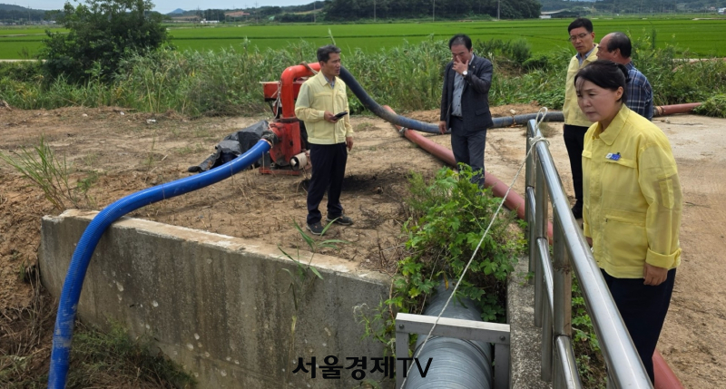 ▲전남광주특별시가 장기화된 폭염과 가뭄으로 농축산물 피해가 잇따르자 농업용수 공급과 가축 폐사 예방 활동을 강화하고 있다. (전남광주특별시)
