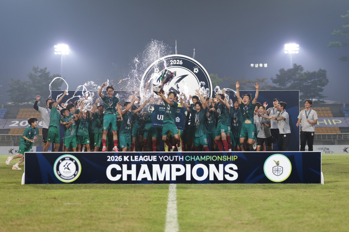 ▲‘2026 K리그 U-15 챔피언십’ 우승을 차지한 대전 선수단. (사진제공=한국프로축구연맹)