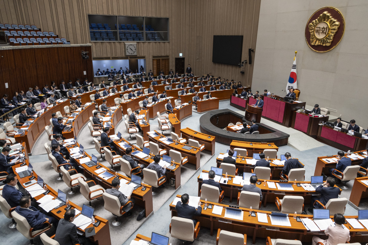 ▲구윤철 부총리 겸 재정경제부 장관이 24일 국회에서 열린 예산결산특별위원회 전체 회의에 출석해 2025 회계연도 결산 보고를 하고 있다. (연합뉴스)