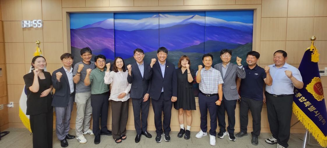 ▲박만 의원이 24일 공공기관 노동이사들과 간담회를 갖고 현안을 논의했다. (전남광주통합특별시의회)