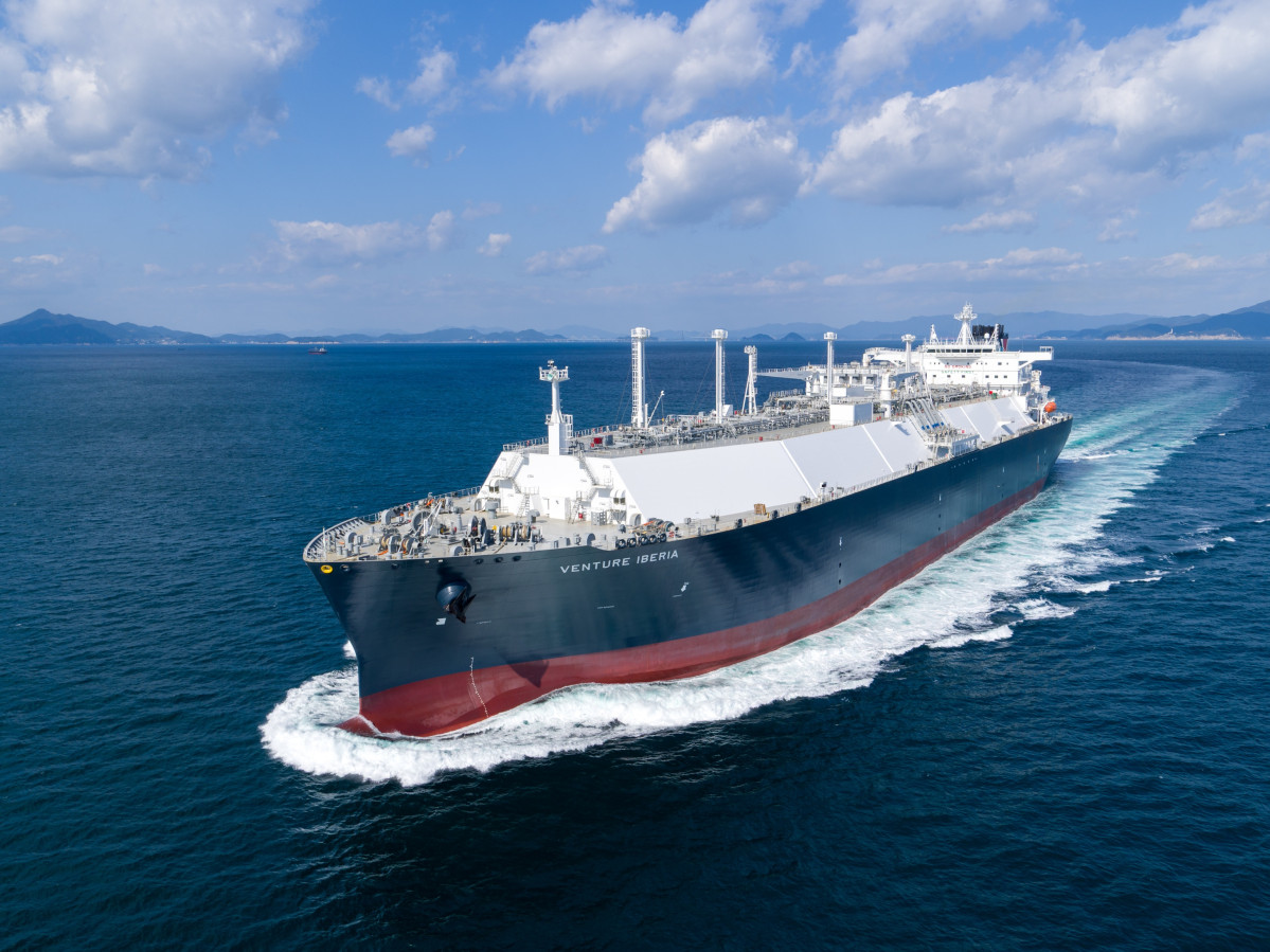 ▲한화오션이 건조한 친환경 액화천연가스(LNG)운반선 (사진제공=한화)