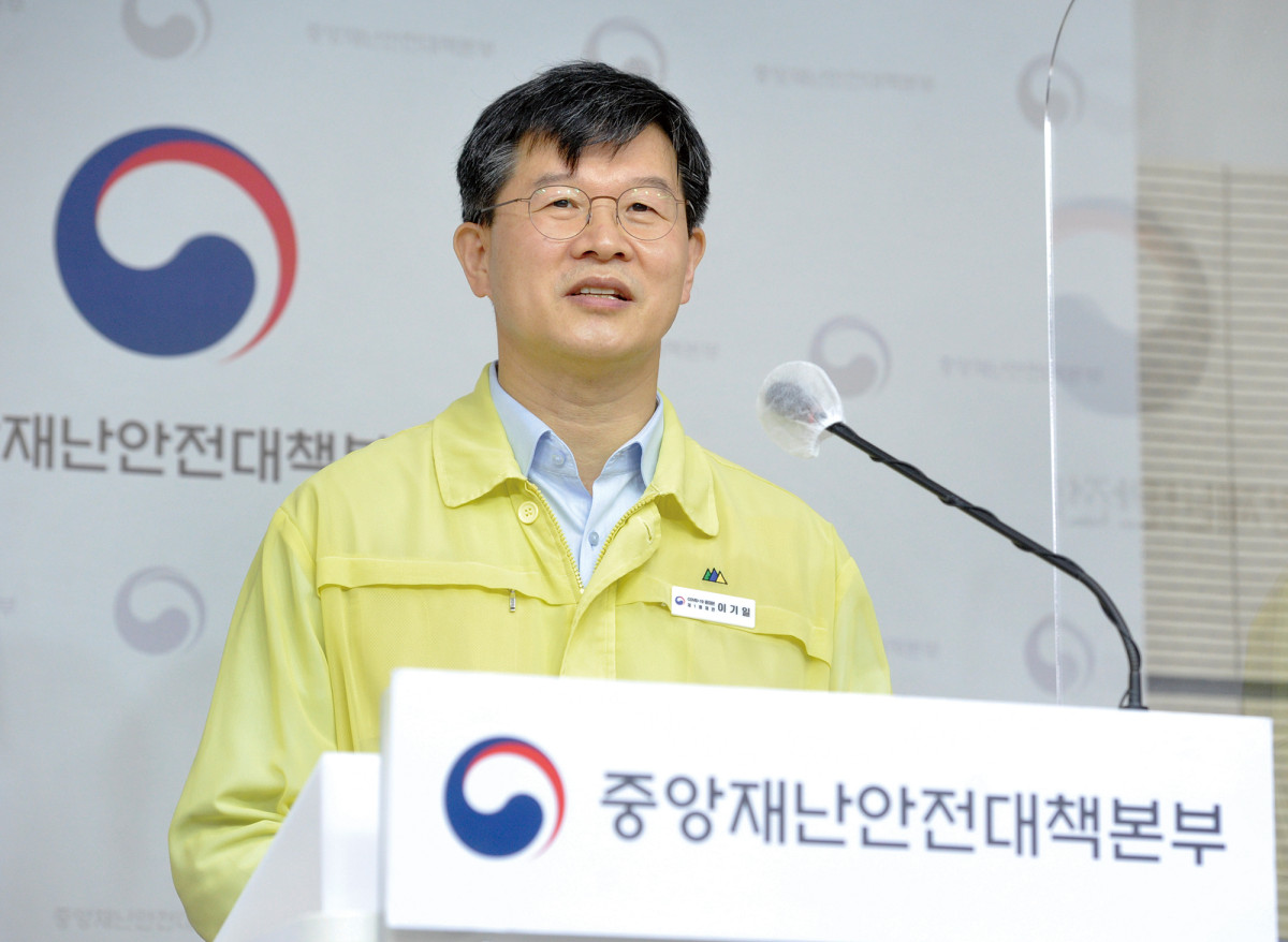 ▲보건복지부 재직 시절의 이기일 원장.(이기일 제공)