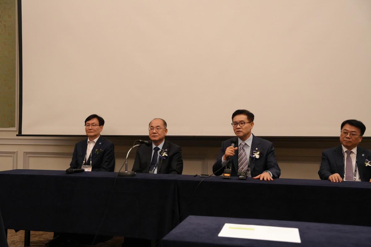 ▲이기정 한국대학교육협의회 회장(한양대 총장)이 28일 제주 롯데호텔에서 열린 대교협 하계 대학총장세미나 기자간담회에서 발언하고 있다. (사진=한국대학교육협의회)