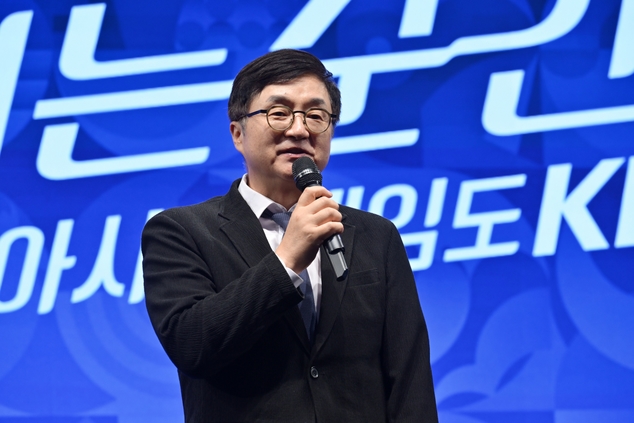 ▲송재혁 KBS 스포츠센터장이 28일 서울 영등포구 KBS 아트홀에서 열린 ‘2026 아이치ㆍ나고야 아시안게임 제작발표회’에서 중계 전략을 설명하고 있다. (사진제공=KBS)
