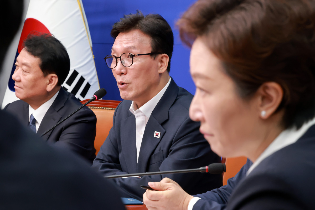 ▲더불어민주당 메가프로젝트 및 지방성장 특별위원장인 김민석 대표가 31일 국회에서 열린 특위 제1차 회의에 참석해 발언하고 있다. 2026.8.31 (사진=연합뉴스)