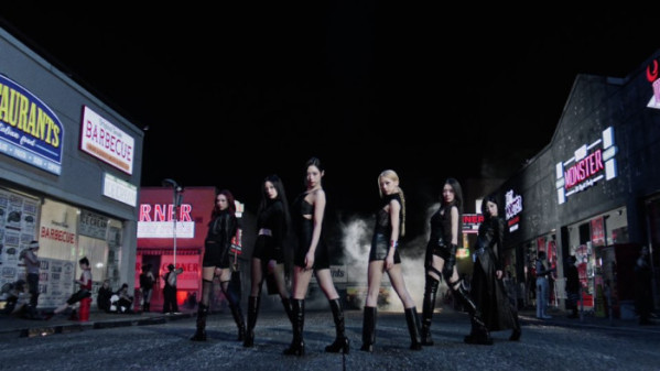 ▲베이비몬스터 'MOON(문)' 퍼포먼스 비디오(사진출처=YG엔터테인먼트)