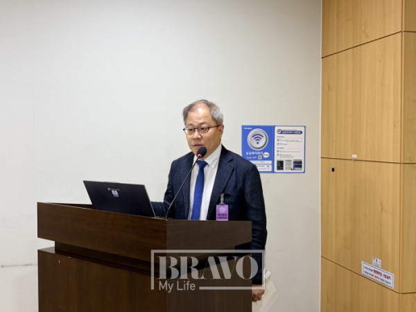 ▲14일 서울 여의도 국회의원회관에서 열린 '초고령사회 원격지도 기반 안전한 방문재활 공청회'에서 임재영 분당서울대학교병원 교수가 발표를 하고 있다.