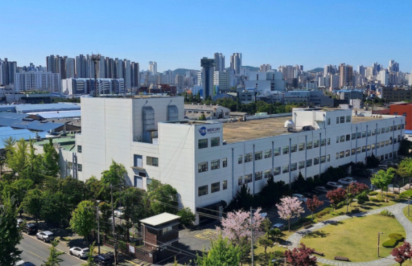 ▲한미반도체가 매입하는 머큐리 공장 전경 (사진=한미반도체)