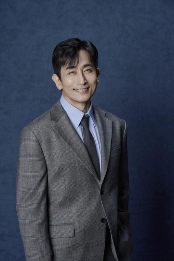 ▲연극 ‘죽은 시인의 사회’에서 존 찰스 키팅 역을 연기하는 배우 차인표. (마스트 인터내셔널)
