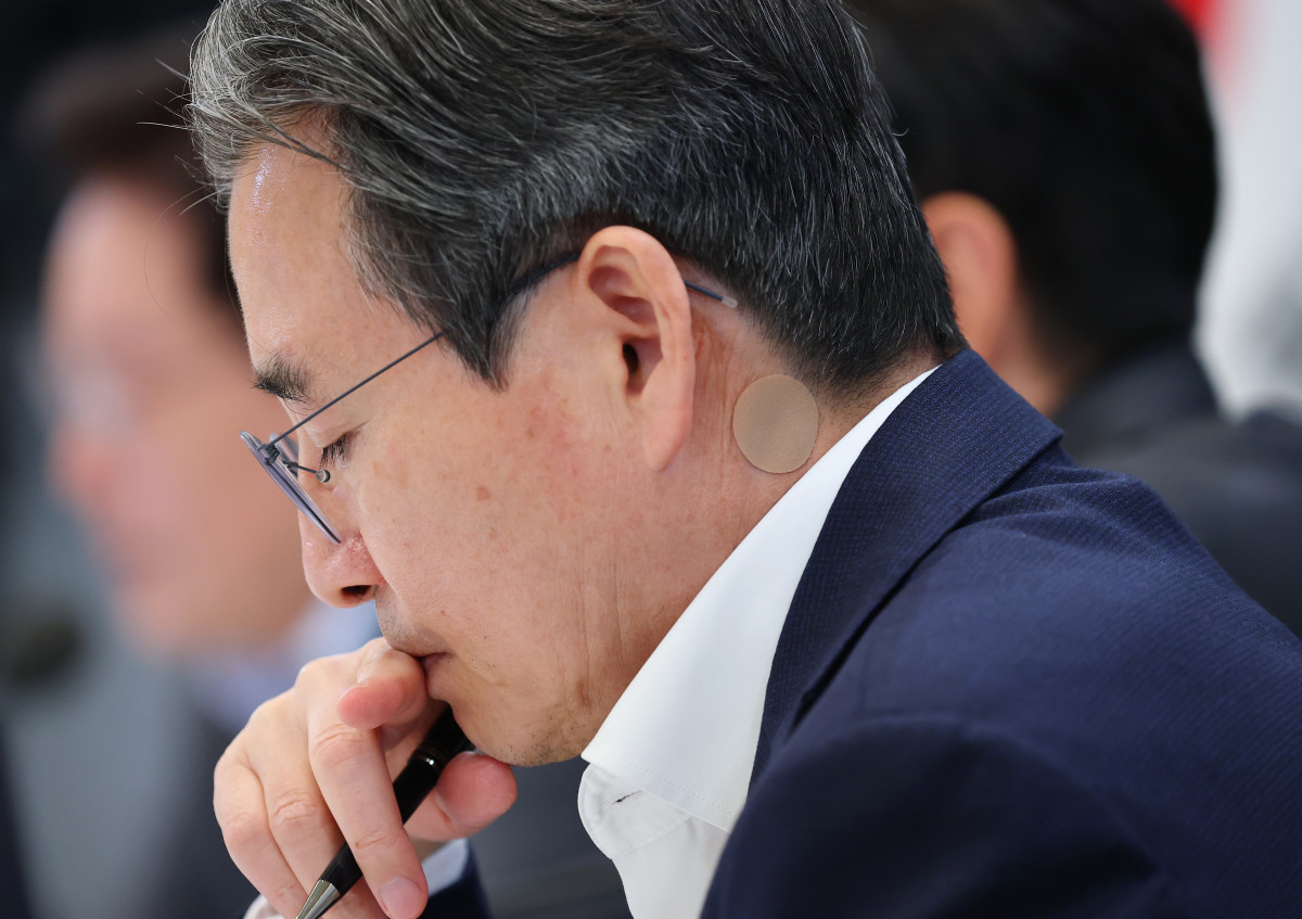 ▲지난 8월 청와대 영빈관에서 열린 부처 업무보고에 참석한 김용범 정책실장 모습. 사진=연합뉴스