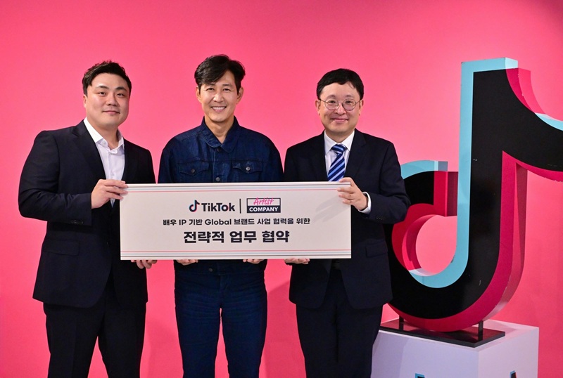 (아티스트컴퍼니 제공)