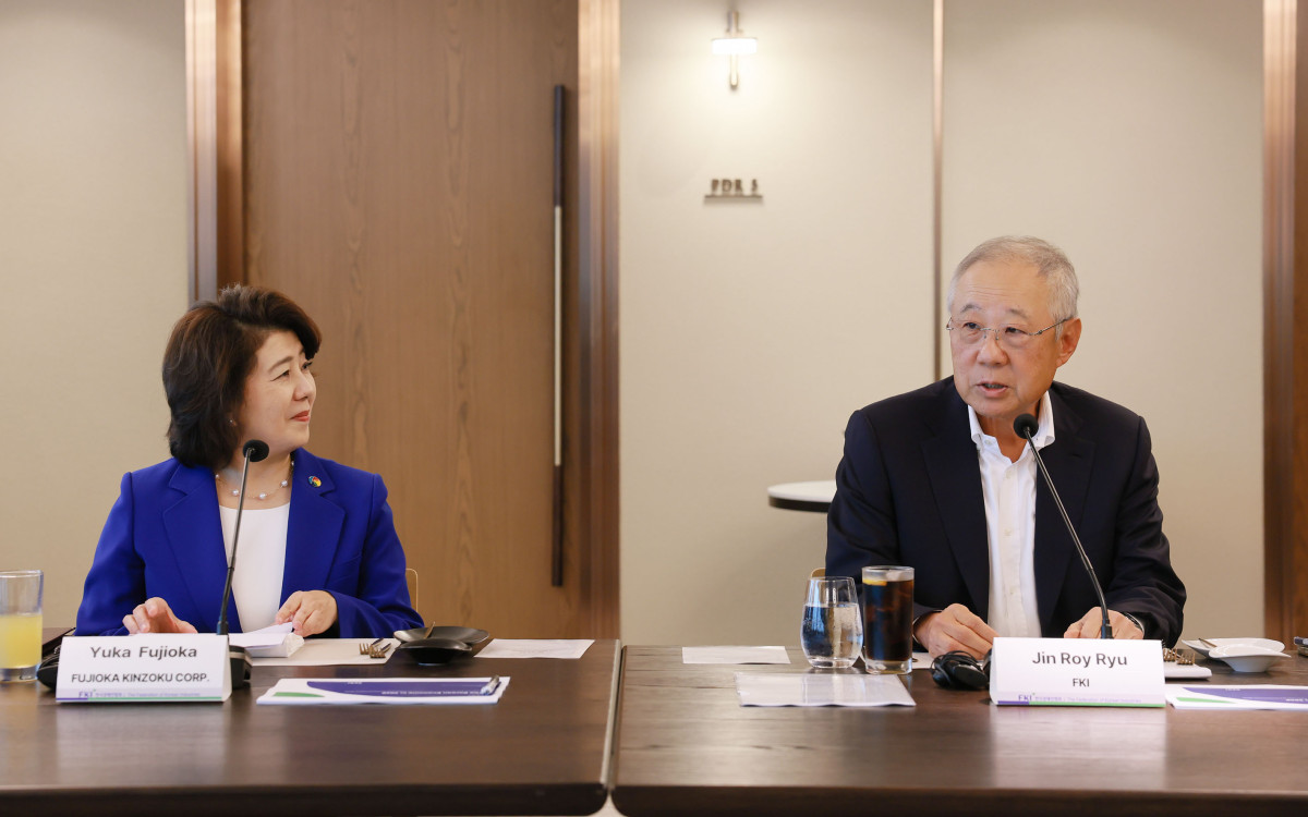 ▲류진 한국경제인협회 회장이 1일 FKI타워에서 열린 '한경협-간사이경제동우회 간담회'에 참석해 인사말을 하고 있다. (한경협)
