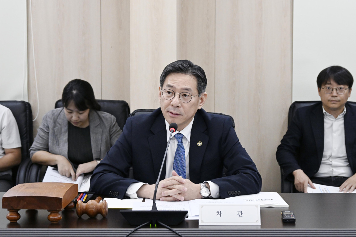 ▲조용범 기획예산처 차관이 26일 서울 영등포구 나라키움 여의도에서 제7차 재정투자평가위원회를 주재하고 있다. (사진제공=기획예산처)