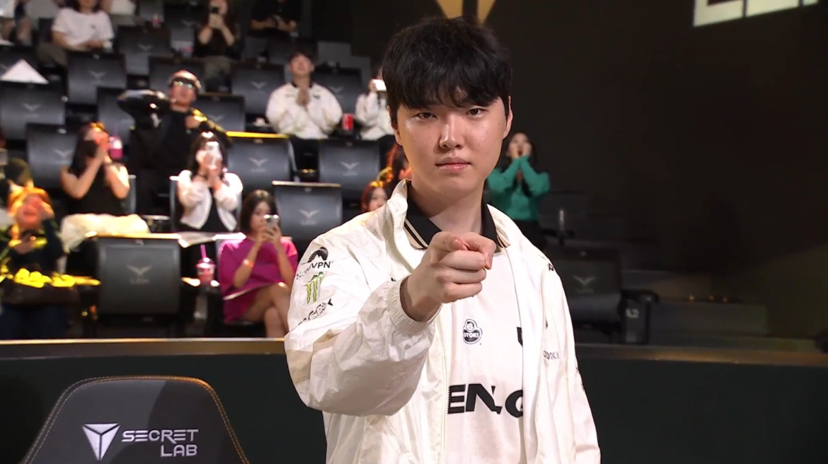 ▲'쵸비' 정지훈. (출처=네이버 치지직 'LCK' 중계 화면 캡처)