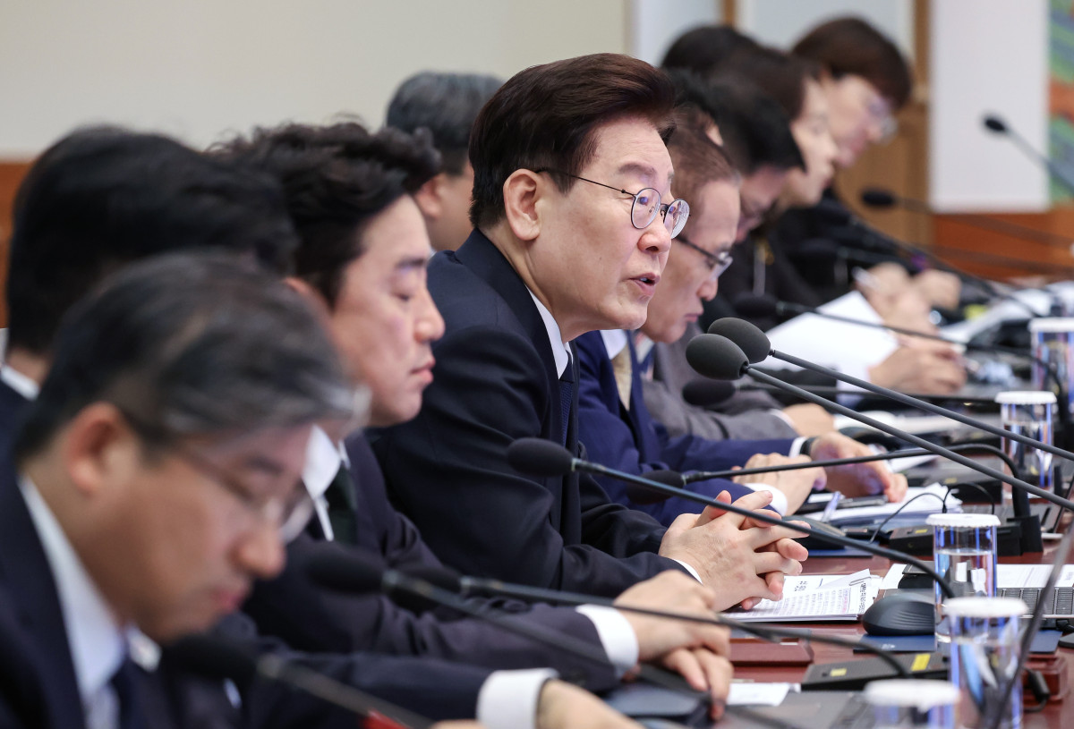 ▲이재명 대통령이 3일 청와대에서 수석보좌관회의를 주재하고 있다. 사진=청와대