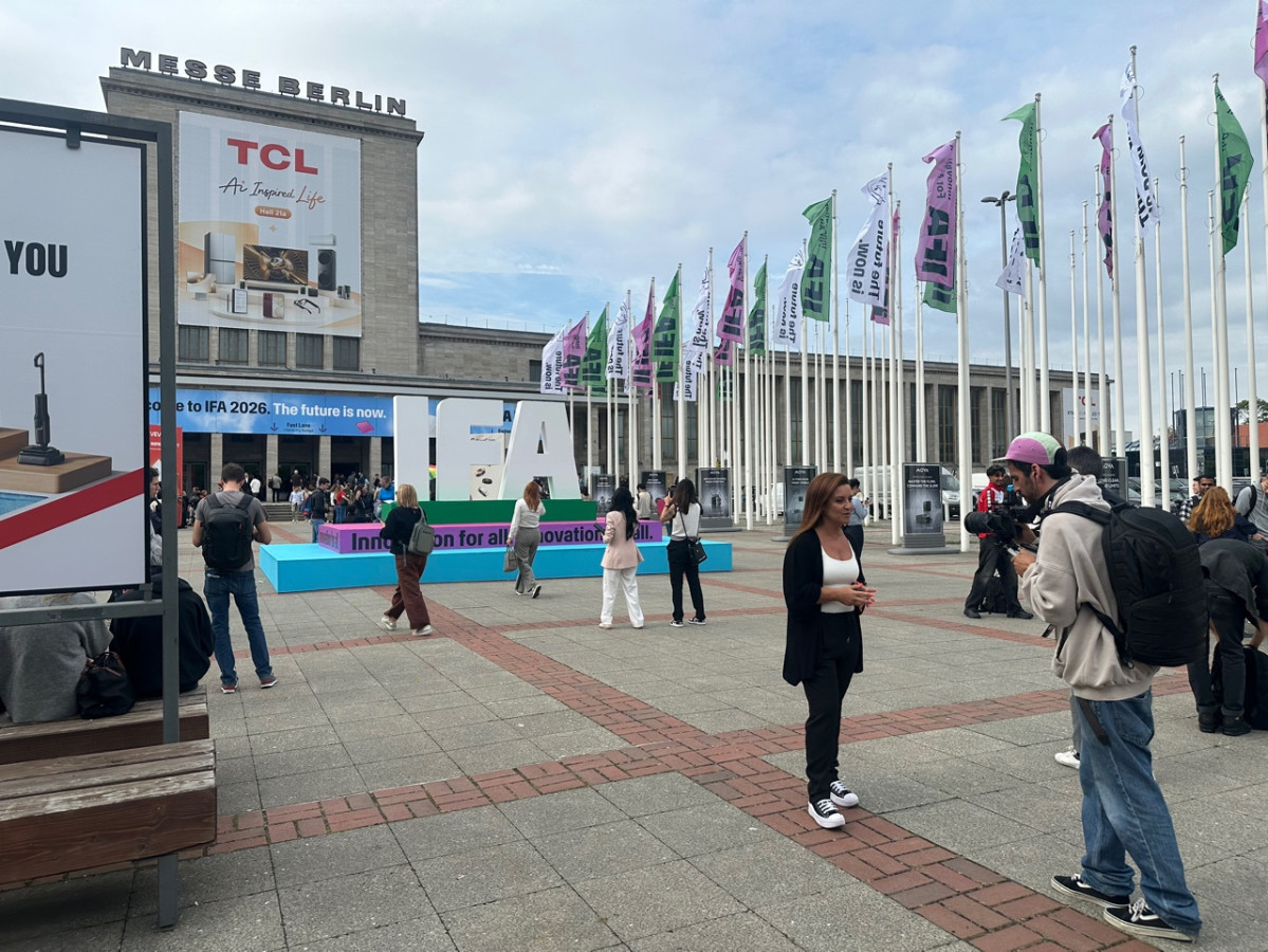 ▲유럽 최대 가전·IT 전시회 ‘IFA 2026’이 개막한 4일(현지시간), 독일 베를린 메세 베를린 앞이 취재진과 학생, 전시 관계자 등으로 붐비고 있다. (베를린(독일)=이수진 기자)