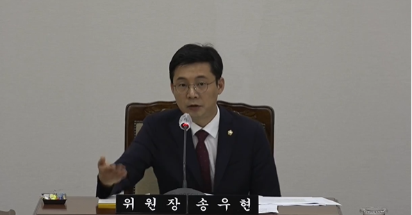 ▲행정문화위원회 송우현 위원장 (사진제공=부산시의회)