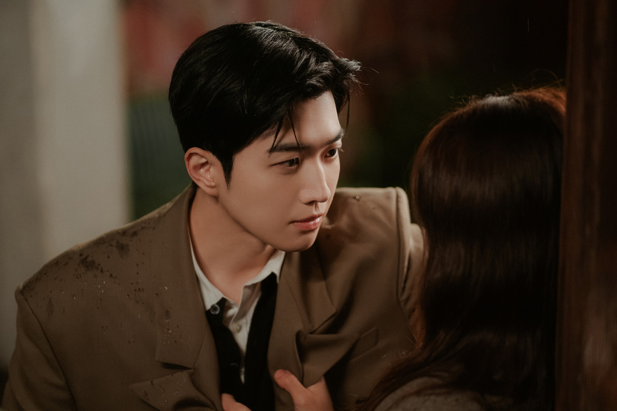 ▲'최애의 사원' 스틸. (사진제공=tvN)