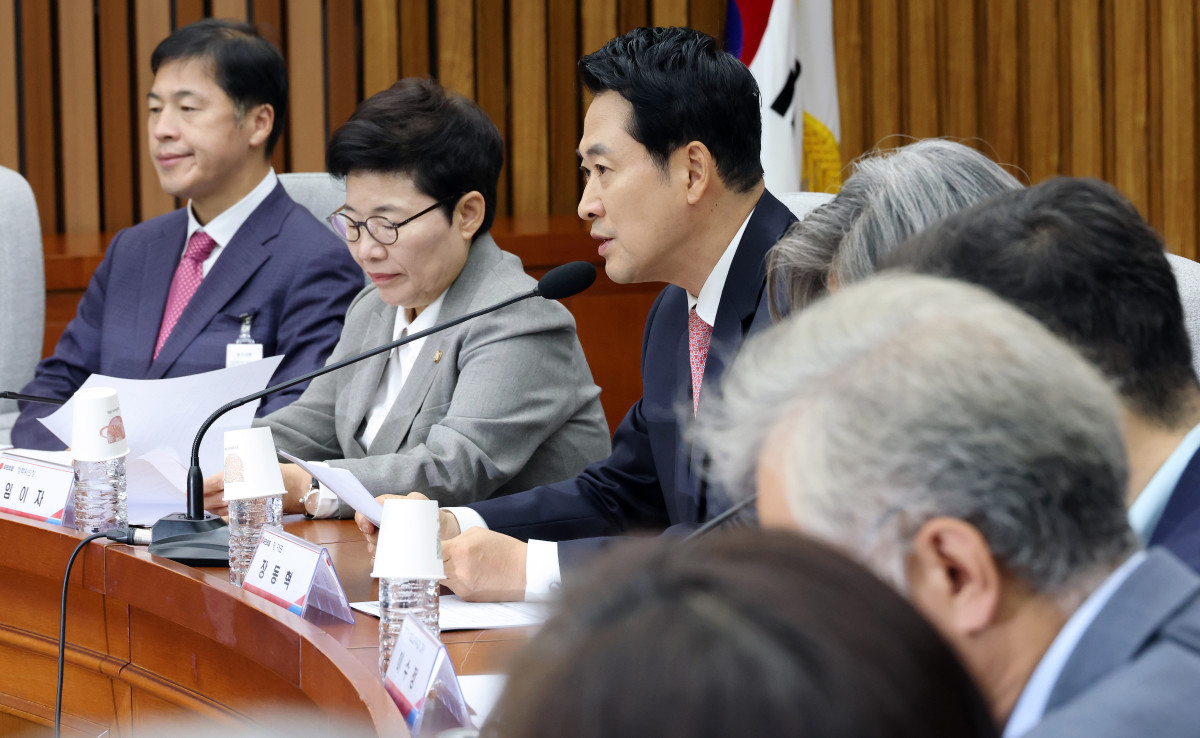 ▲국민의힘 장동혁 대표가 9일 국회에서 당 정책위원회 주최로 열린 '국민 안전-경찰 수사종결권 통제·개선 토론회'에서 발언하고 있다. (연합뉴스)