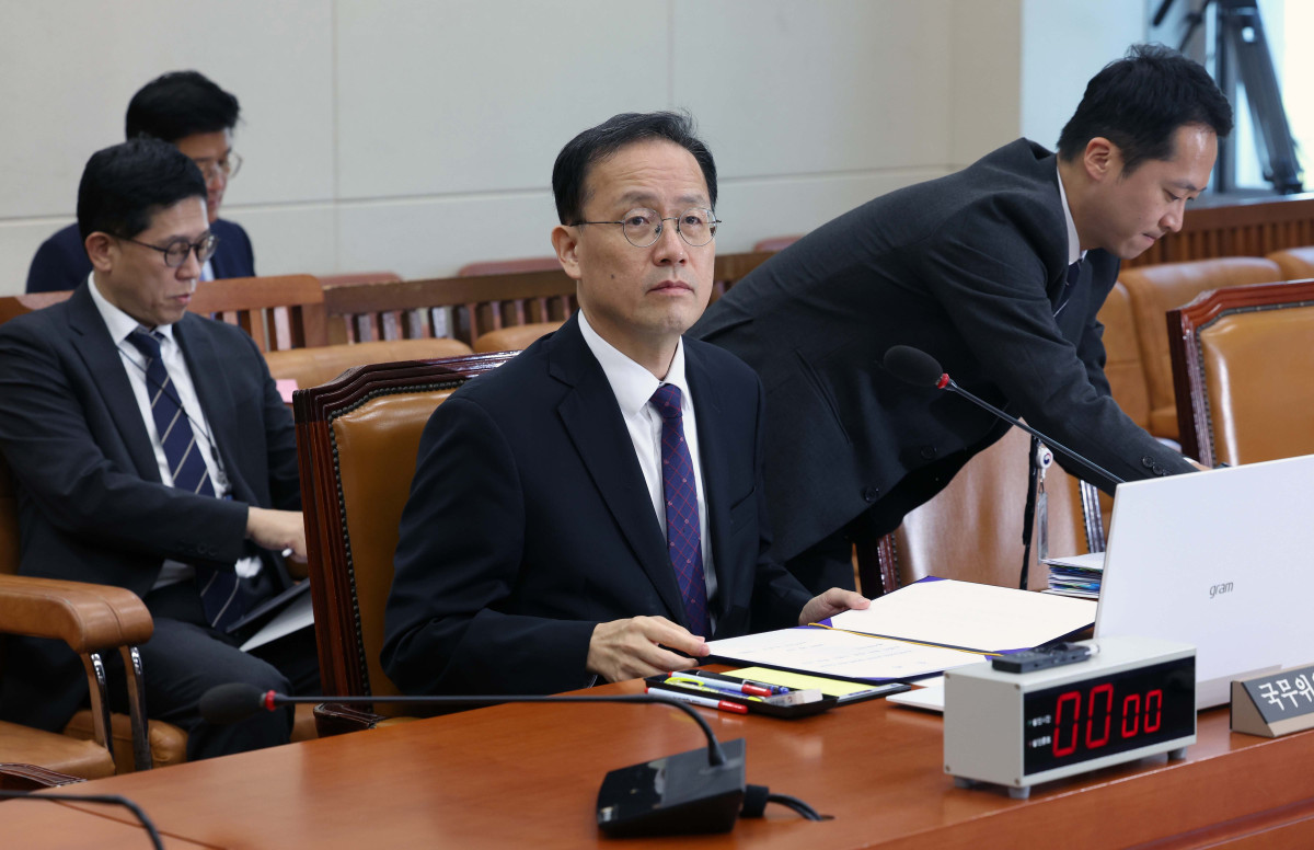 ▲이형일 부총리 겸 재정경제부 장관 후보자가 15일 서울 여의도 국회에서 열린 인사청문회에 참석하고 있다. 신태현 기자 holjjak@
