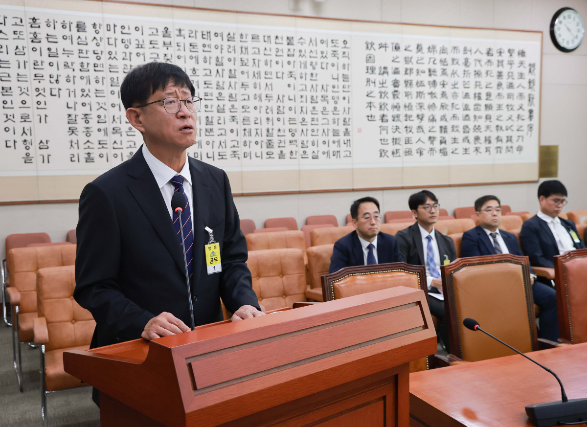 ▲최길수 특별감찰관 후보자가 18일 국회 법제사법위원회에서 열린 인사청문회에서 선서를 마치고 인사말을 하고 있다. (사진제공=연합뉴스)