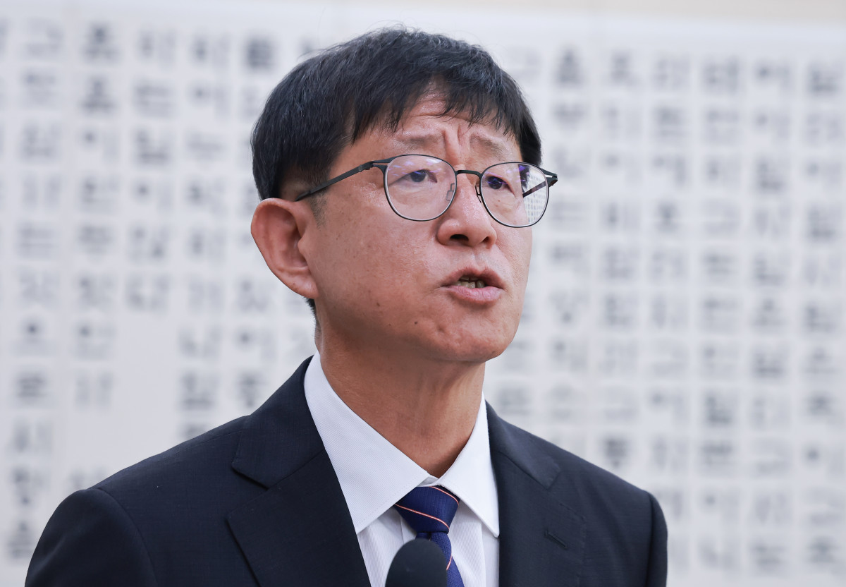 ▲최길수 특별감찰관 후보자가 18일 국회 법제사법위원회에서 열린 인사청문회에서 선서를 마친 후 인사말하고 있다. (사진제공=연합뉴스)