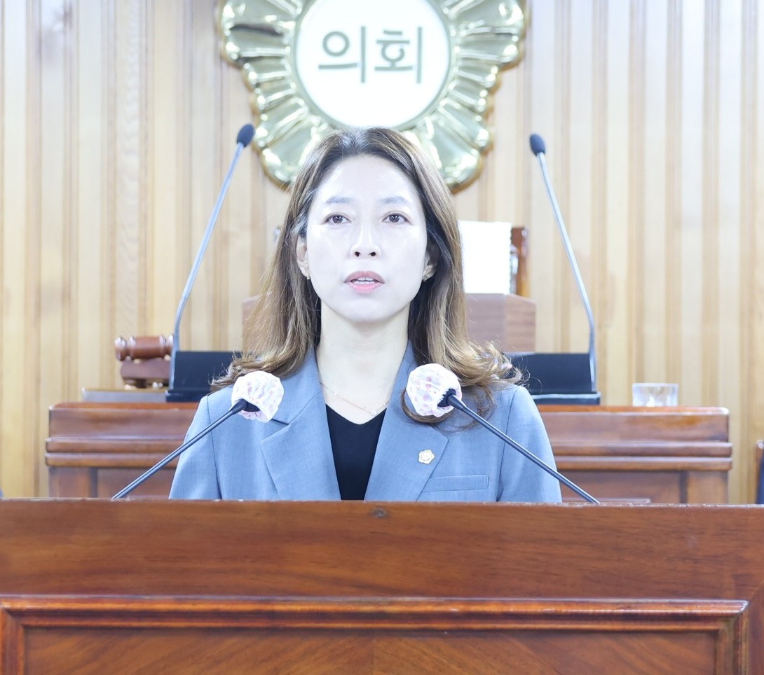 ▲김명정 영주시의원이 18일 본회의장에서 5분자유발언을 하고 있다. (영주시의회)