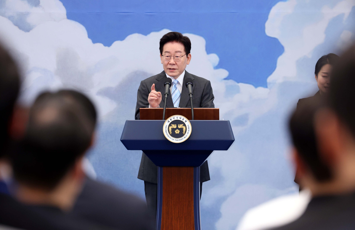 ▲이재명 대통령이 19일 청와대에서 열린 2026 청년의 날 기념식에서 기념사를 하고 있다. (뉴시스)