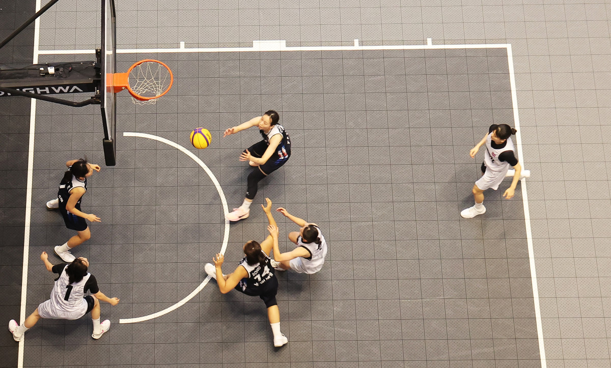 ▲7월 19일 경기도 용인시 롯데몰 수지점에서 열린 '2026 BNK금융 WKBL 3X3 트리플잼'에서 선수들이 경기하고 있다. (연합뉴스)