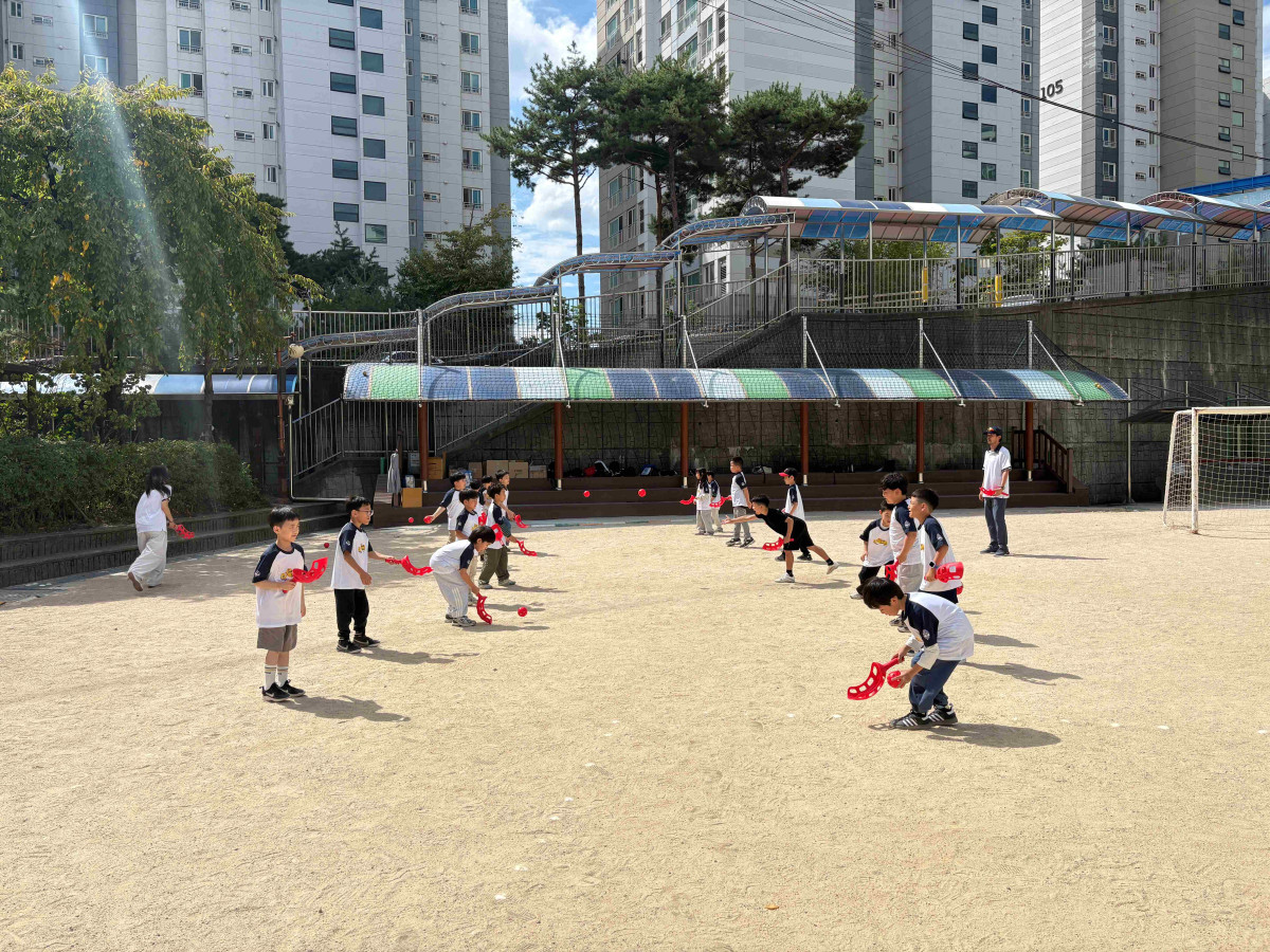 ▲2026 KBO 야구로 자라나는 티볼스쿨 사진. (사진제공=KBO)