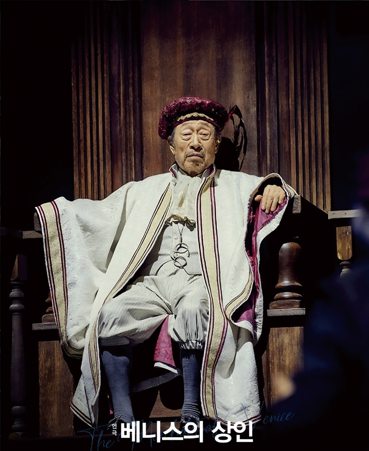 ▲연극 ‘베니스의 상인’. (사진 파크컴퍼니)