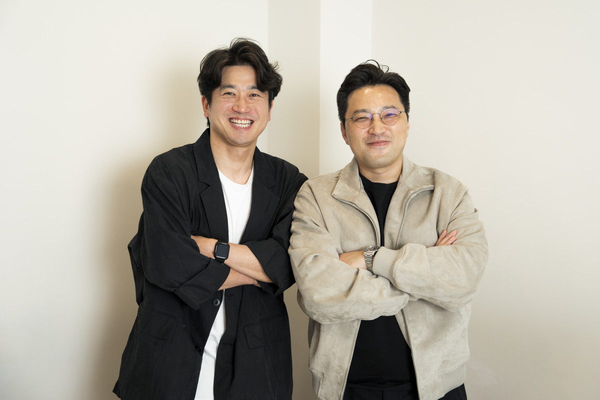 ▲윤기영 작가(왼쪽), 민진기 감독. (사진제공=KT스튜디오지니)