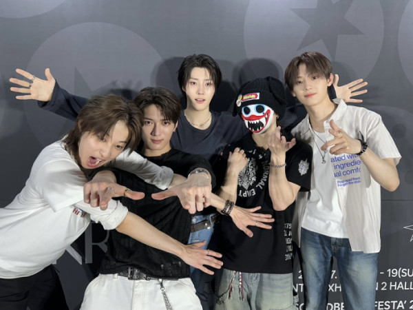 ▲하츠웨이브(사진출처=카카오엔터테인먼트)