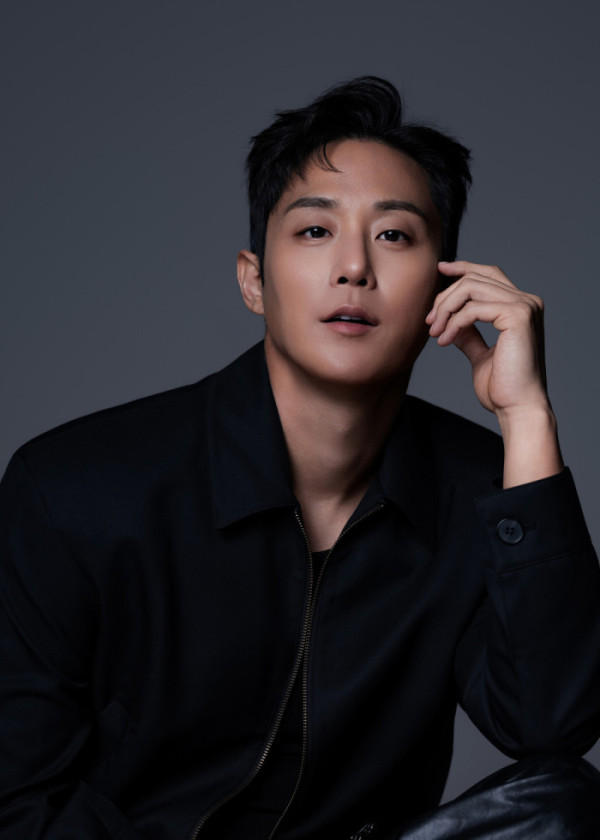 ▲이충주(사진출처=웰스엔터테인먼트)