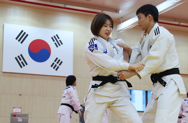 ▲훈련 중인 허미미. (연합뉴스)