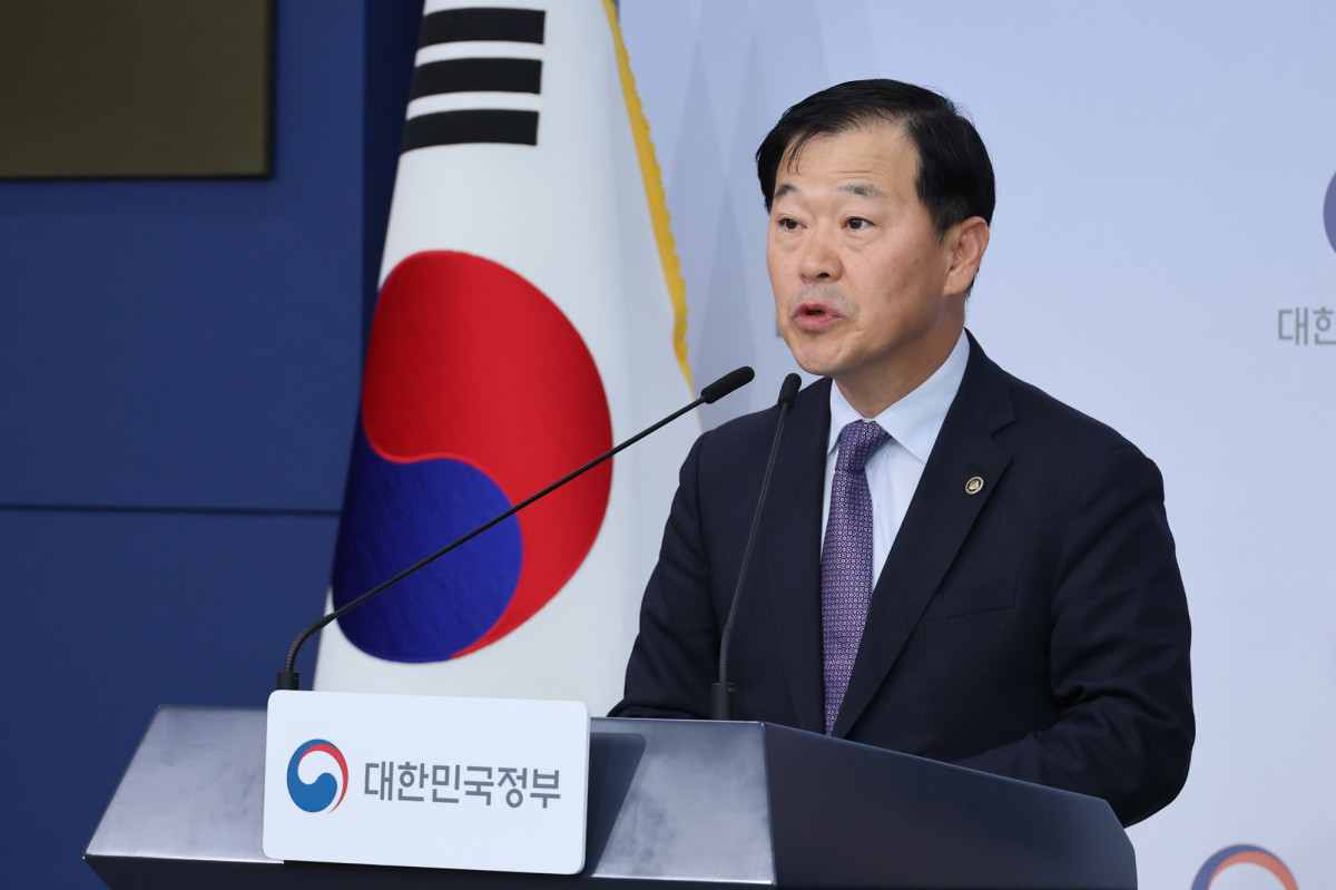▲이형훈 보건복지부 제2차관이 1일 서울 종로구 정부서울청사에서 국립의학전문대학원의 설립 소재지를 전북특별자치도 남원시로 최종 결정했다고 밝히고 있다. (연합뉴스)