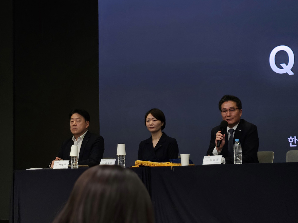 ▲(왼쪽부터) 채형석 디지털연금부 부장, 황윤희 디지털연금부 팀장, 최종신 연금혁신본부 본부장. (사진=신혜주 기자)