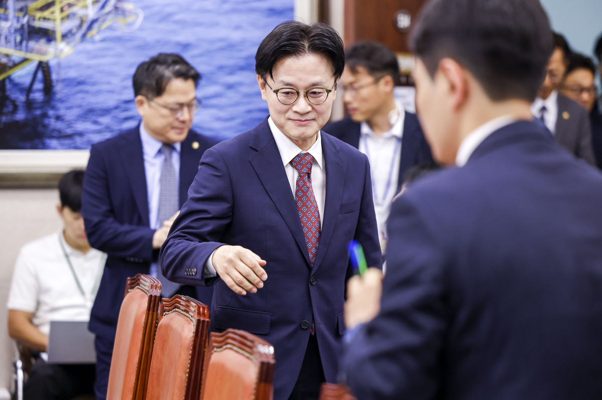 ▲김정관 산업통상부 장관이 12일 서울 여의도 국회에서 열린 산업통상자원중소벤처기업위원회 전체회의에 참석하고 있다. 2026.08.12. (사진=뉴시스)