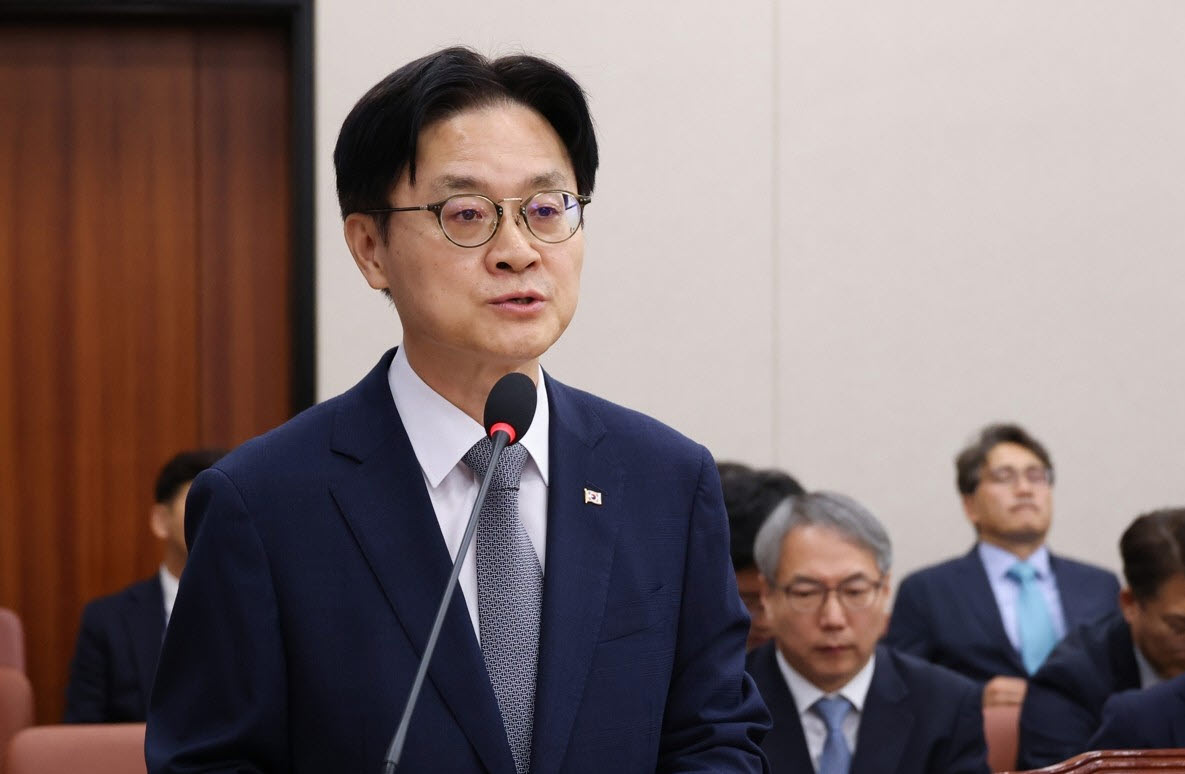 ▲김정관 산업통상부 장관이 6일 국회에서 열린 산업통상자원중소벤처기업위원회 국정감사에서 업무보고를 하고 있다. (연합뉴스)