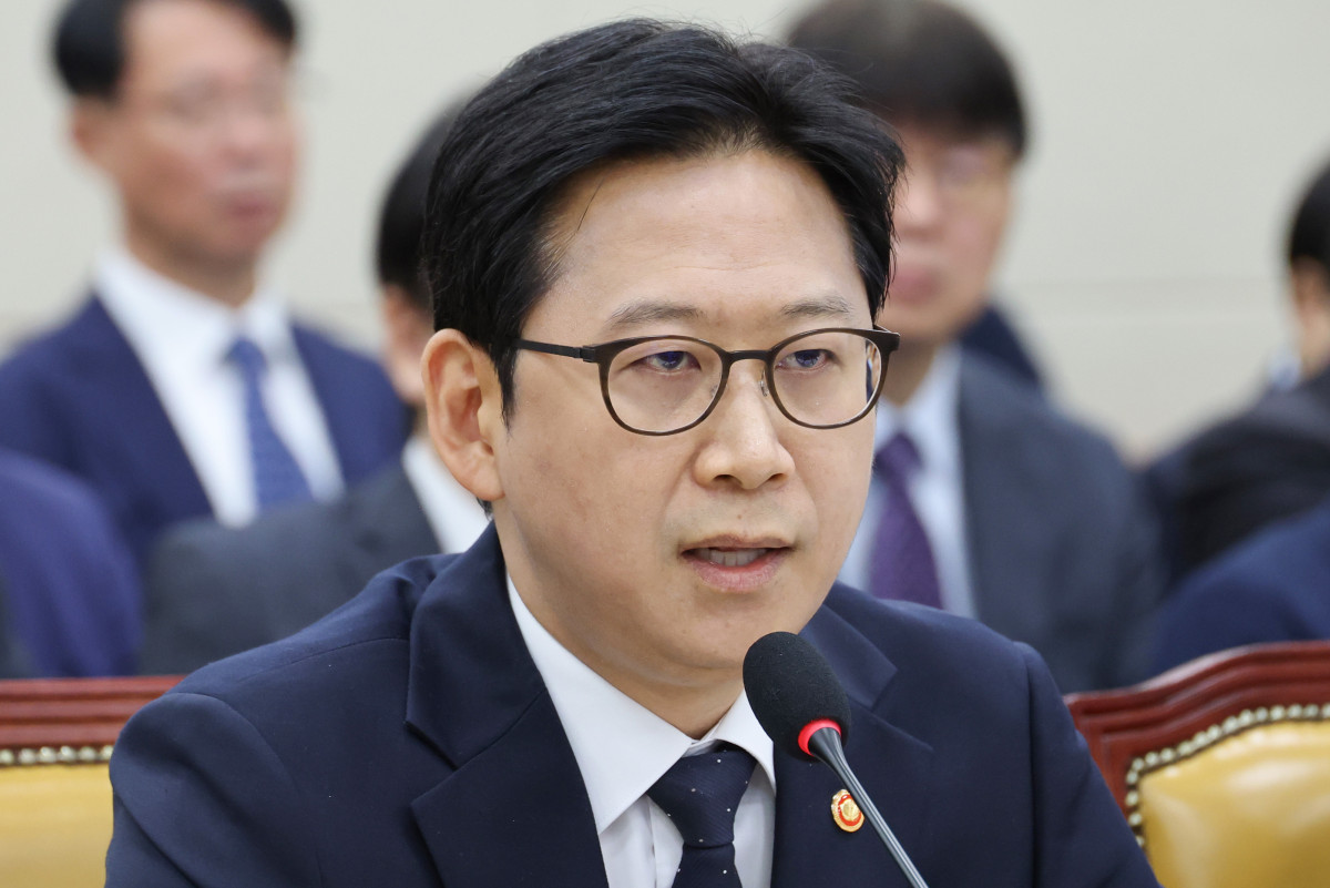 ▲배경훈 부총리 겸 과학기술정보통신부 장관이 6일 국회 과학기술정보방송통신위원회 국정감사에서 의원 질의에 답변하고 있다. (연합뉴스)