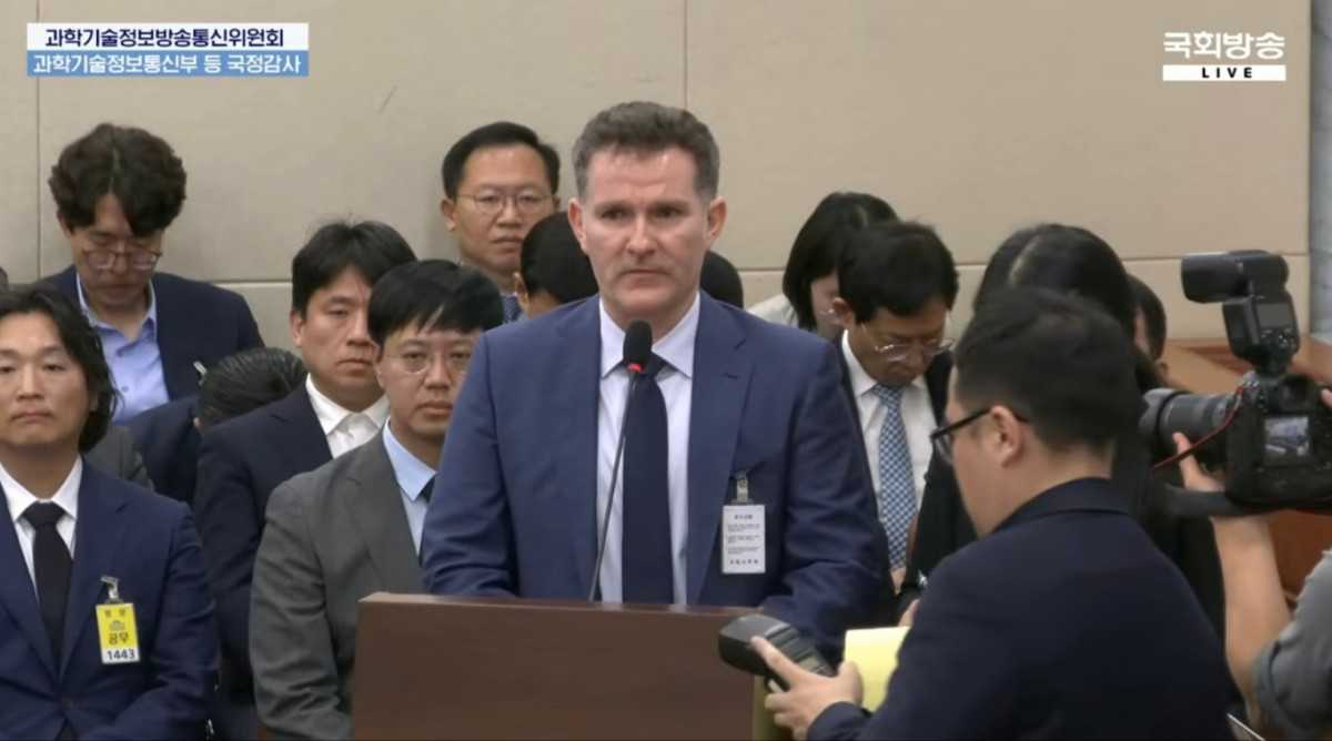 ▲브랫 매티스 쿠팡 정보보호 최고책임자(CISO)가 6일 국정감사에서 발언하고 있다. (국회방송 캡쳐)