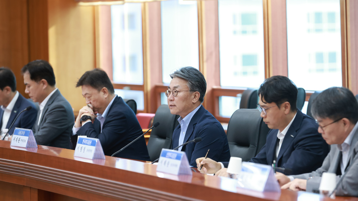 ▲서재완 금감원 금융투자부문 부원장보가 7일 금융투자협회에서 열린 ‘투자자 중심 내부감사기능 강화를 위한 증권사 감사 간담회’에서 모두 발언을 하고 있다. (사진제공= 금융감독원)